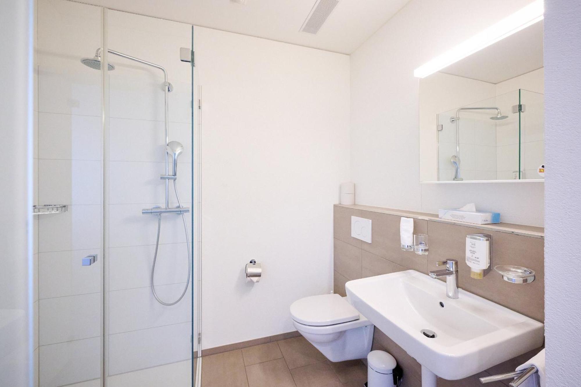 Hotel Am Kreisel Self-Check-In By Smart Hotels Lachen Kültér fotó