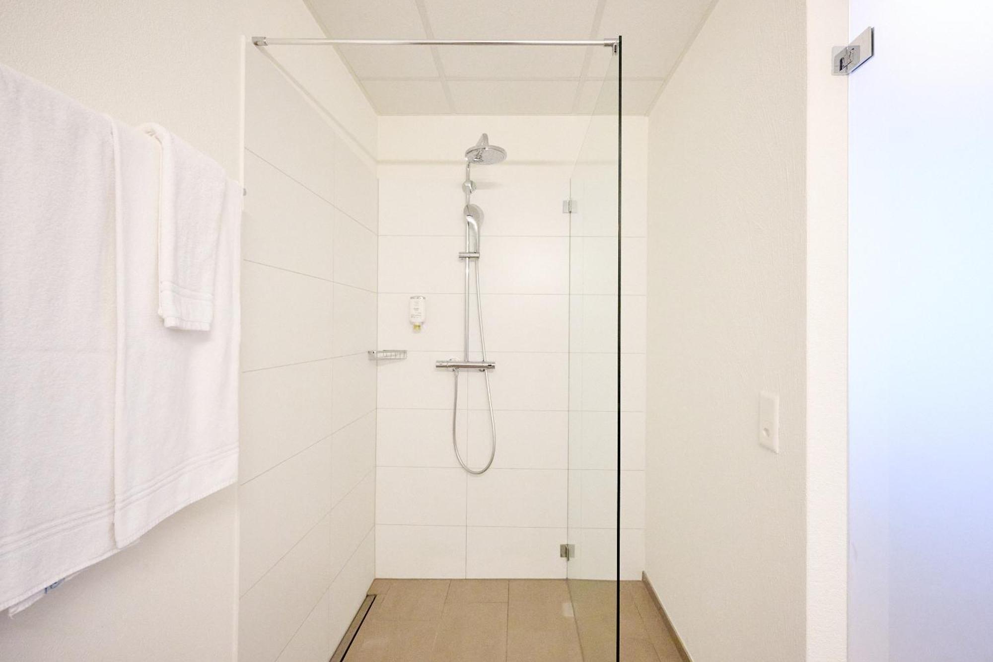 Hotel Am Kreisel Self-Check-In By Smart Hotels Lachen Kültér fotó